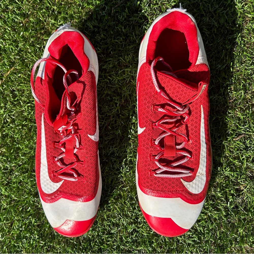 Nike Air Red/White Huarache Swoosh Metal Baseball Cleats Sz(13)